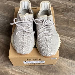 Yeezy boost 350 V2 ‘SESAME’